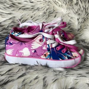 GOTTA FLUIRT Sneakers